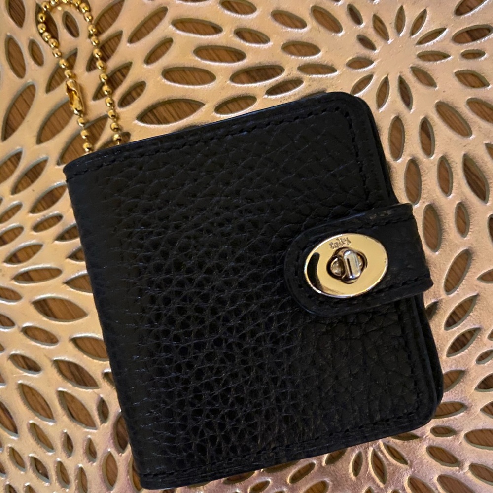 NEW Coach RARE Black Pebbled Leather Keychain